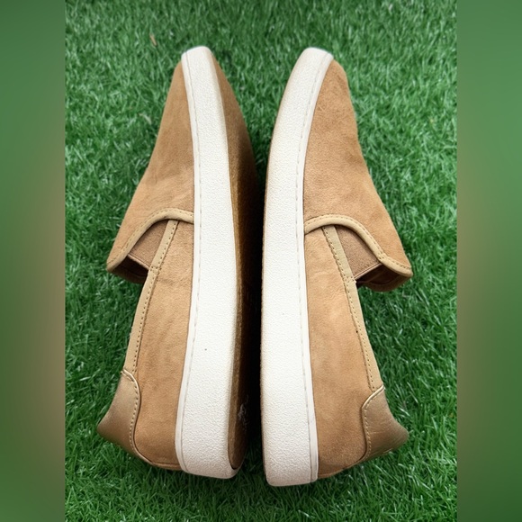 UGG Cas Slip On Sneaker Women’s Sz 10 Chestnut Suede‎ 1019217 Brown Shoes - Picture 4 of 7